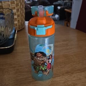 Kids Adventure Water Bottle with Orange and Blue Lid